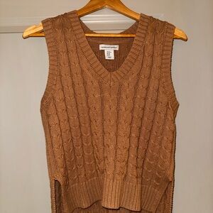 cupcakes & cashmere Brown Cable Knit V-Neck Sweater Vest